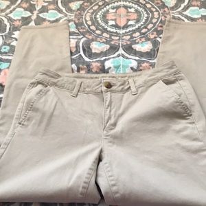 American Eagle skinny pants